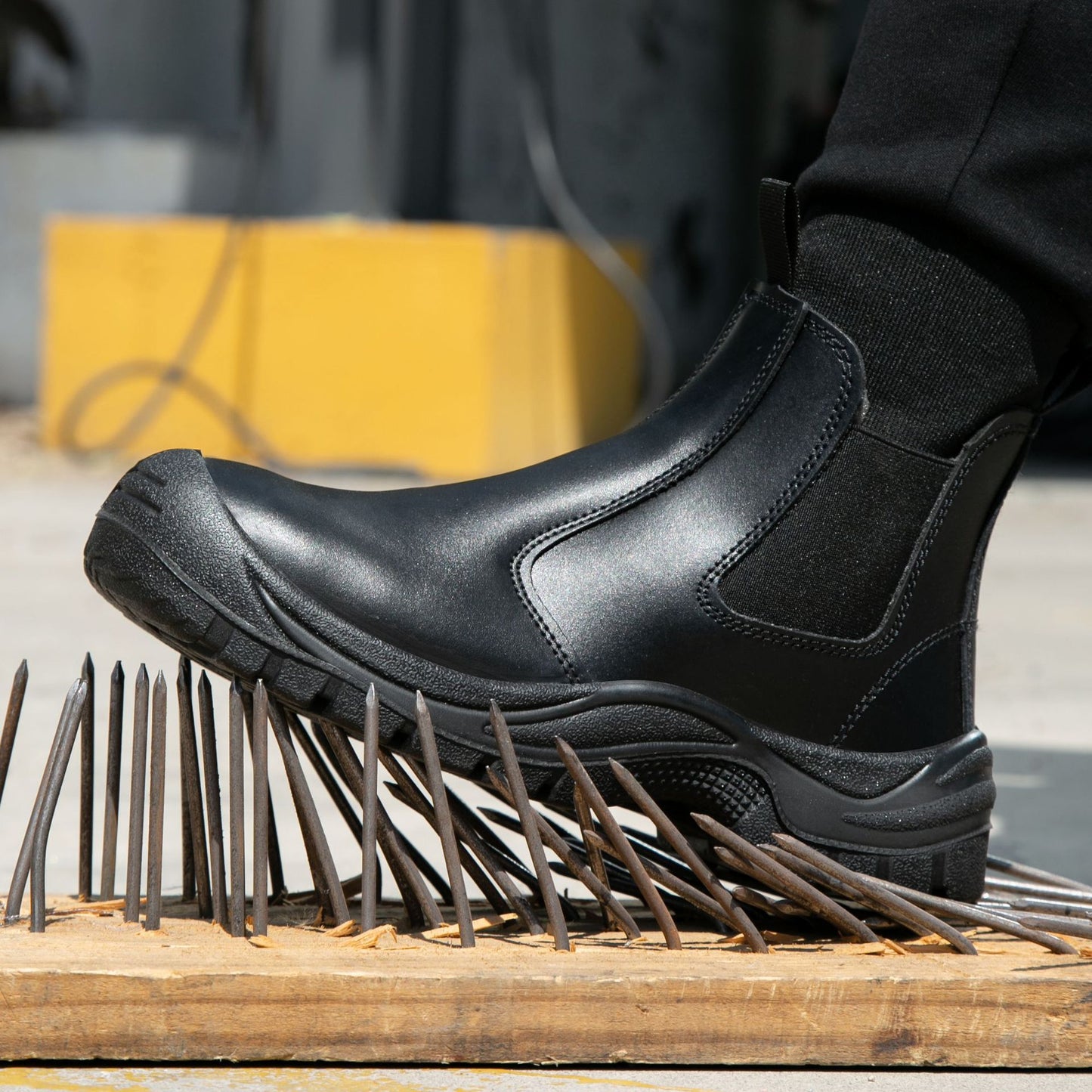 Leather Waterproof Safety Boots, Non-slip, Puncture-Proof Work Boots